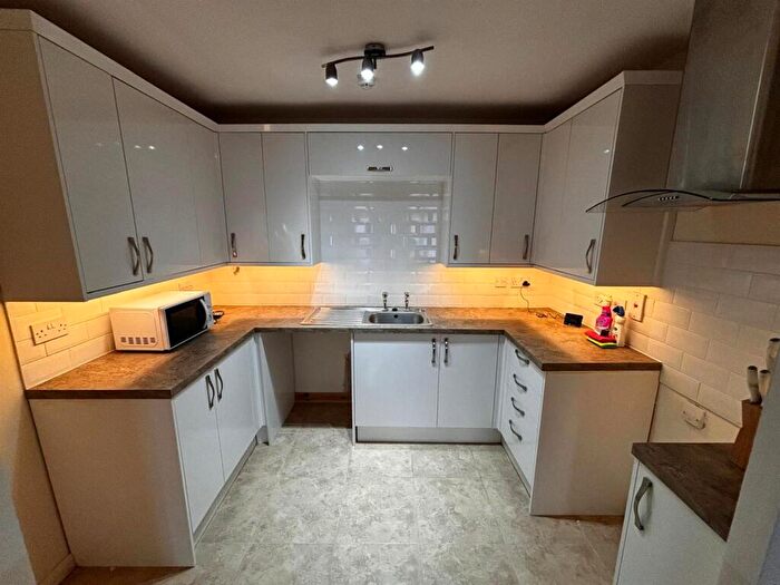 1 Bedroom Flat For Sale In Ashley Court, Hatfield, AL10