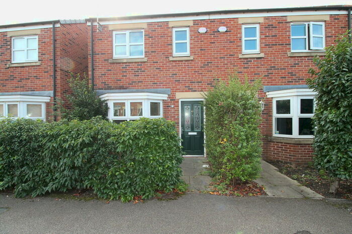 3 Bedroom Semi-Detached House To Rent In Sidings Place, Fence Houses, Houghton Le Spring, DH4