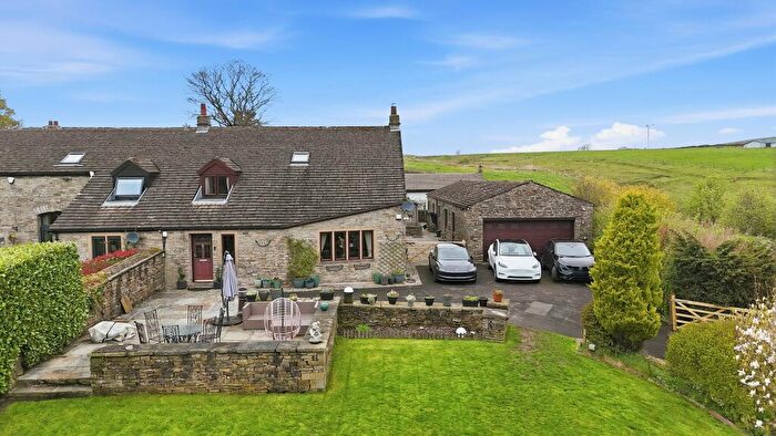 4 Bedroom Semi Detached House For Sale In Bank Top, Lumb, BB4