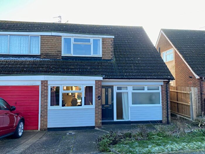 3 Bedroom Bungalow For Sale In Priory Crescent, Roade, Northampton, NN7