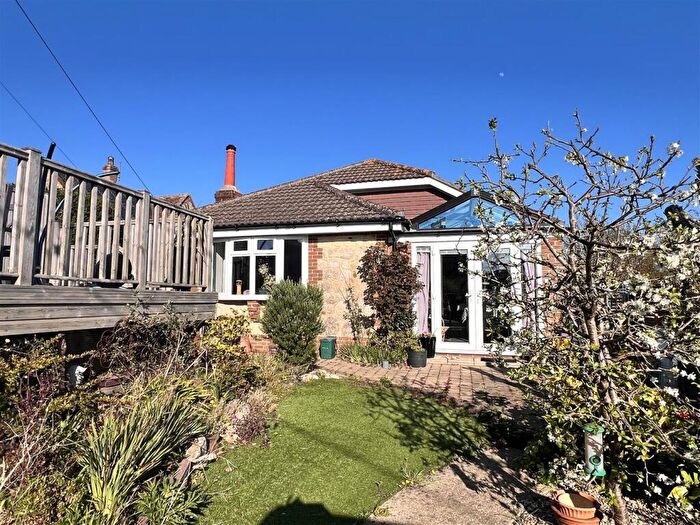 2 Bedroom Detached Bungalow For Sale In Gaggerhill Lane, Brighstone, PO30