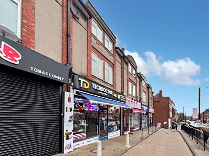 1 Bedroom Flat To Rent In Addington Road, Selsdon, South Croydon, CR2