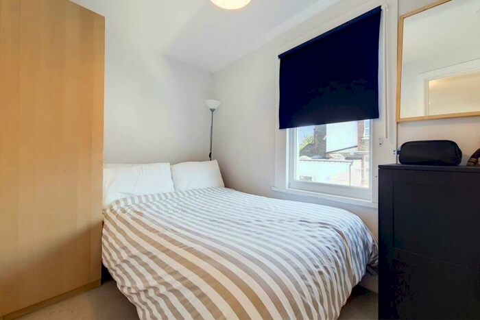1 Bedroom Flat To Rent In Cavendish Road, Balham, London, SW12
