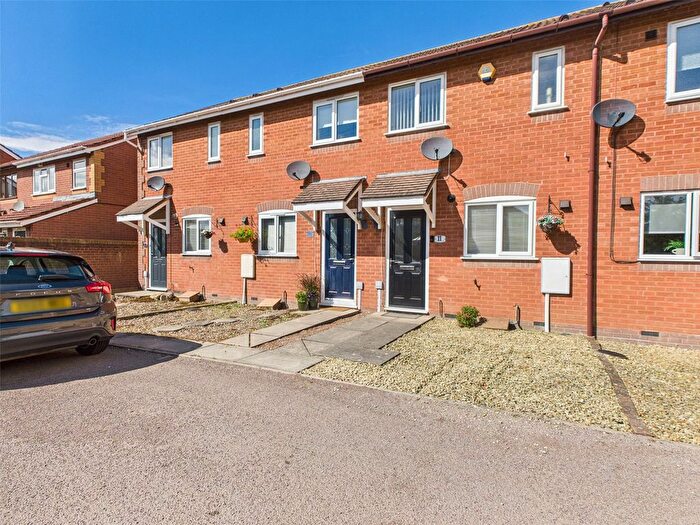 2 Bedroom Terraced House For Sale In Otter Lane, Worcester, Worcestershire, WR5