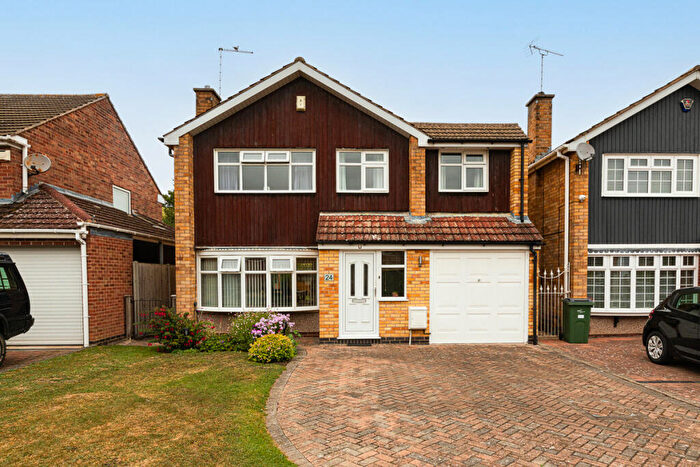 5 Bedroom Detached House For Sale In Boyers Walk, Leicester Forest East, LE3