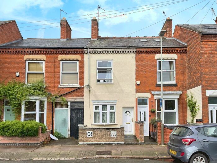 3 Bedroom Terraced House To Rent In Corporation Road, Leicester, LE4