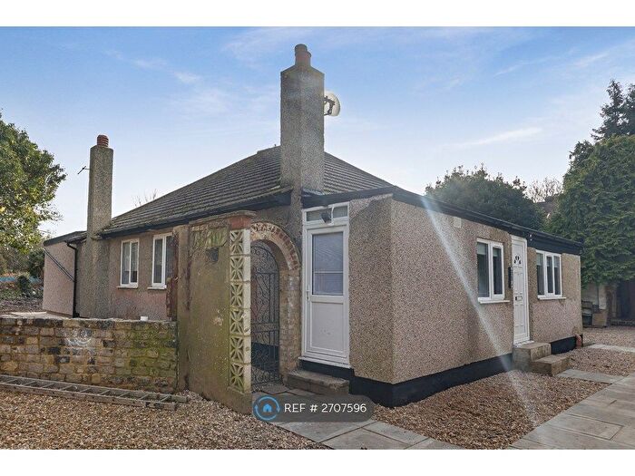 Studio To Rent In Wandle Bank, Croydon, CR0