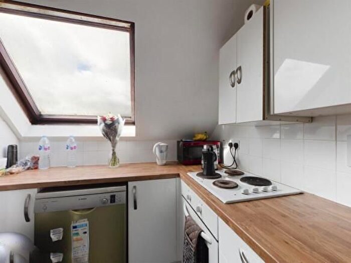 2 Bedroom Flat To Rent In Banbury, Oxfordshire, OX16