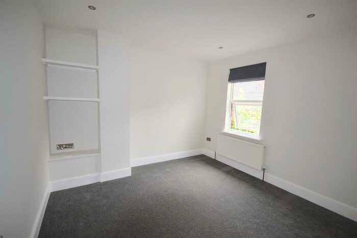 1 Bedroom Flat To Rent In Roberts Road, Exeter, EX2