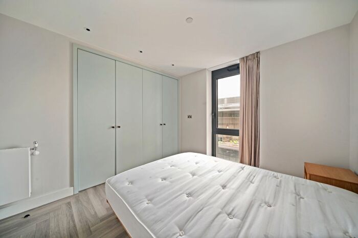 3 Bedroom Flat To Rent In Alameda, Olympic Way, Wembley, HA9