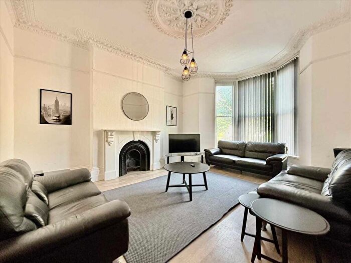 9 Bedroom House To Rent In Sutherland Road, Plymouth, Plymouth, PL4