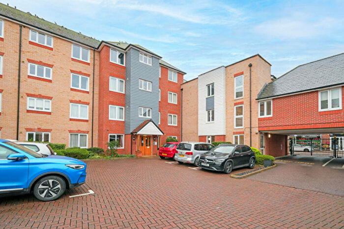 1 Bedroom Apartment For Sale In South Street, Bishop's Stortford, Hertfordshire, CM23