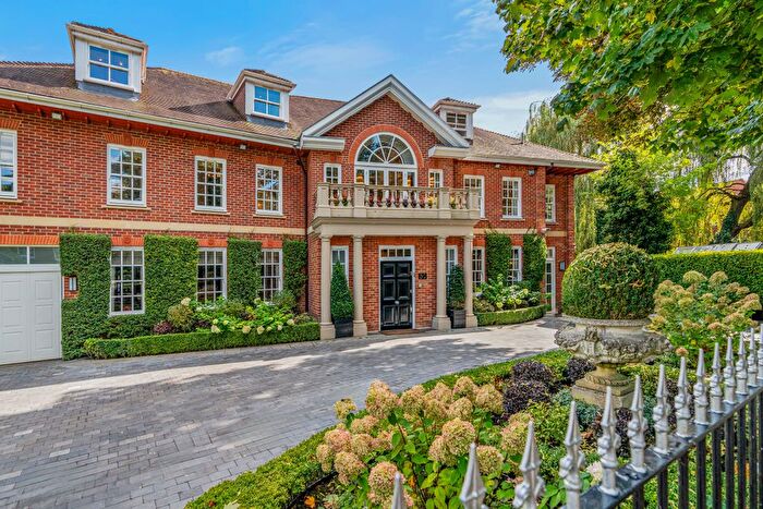 8 Bedroom Detached House To Rent In Sheldon Avenue, London, N6