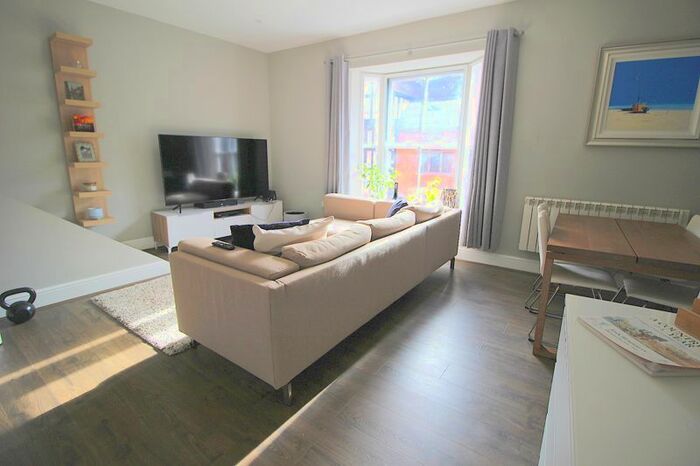 2 Bedroom Flat To Rent In Tamworth Street, Lichfield, WS13
