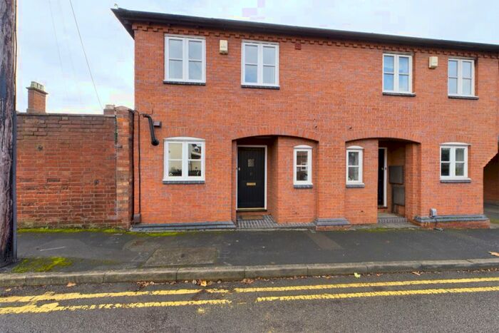 2 Bedroom End Of Terrace House To Rent In Regency Mews Eastfield Road, Leamington Spa, Warwickshire, CV32