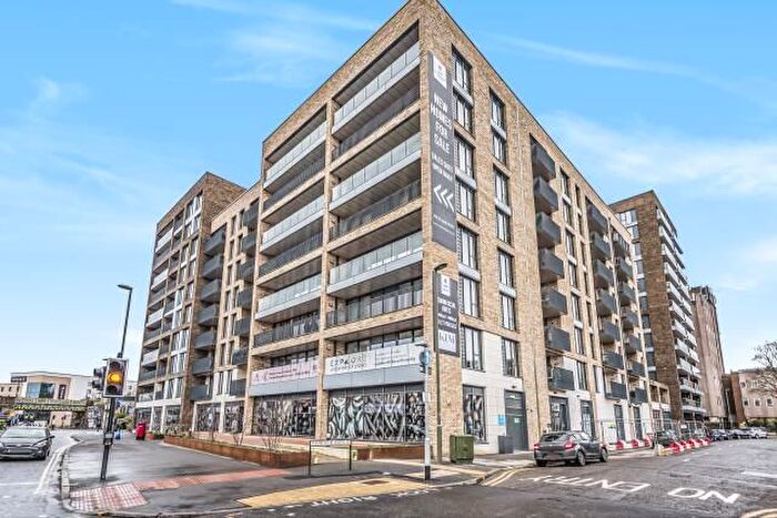 1 Bedroom Flat To Rent In Staines-Upon-Thames, Surrey, TW18