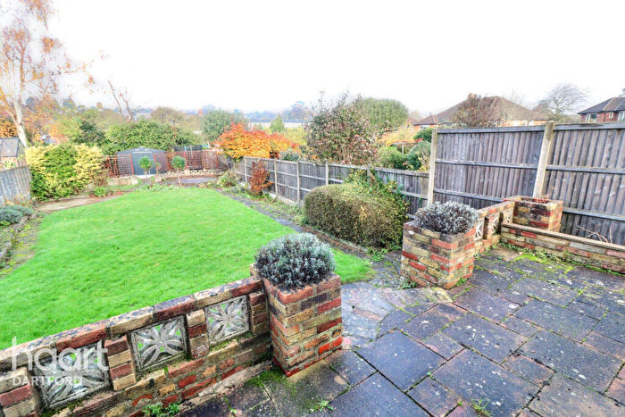 3 Bedroom Semi Detached House To Rent In Roseberry Gardens, Orpington, BR6