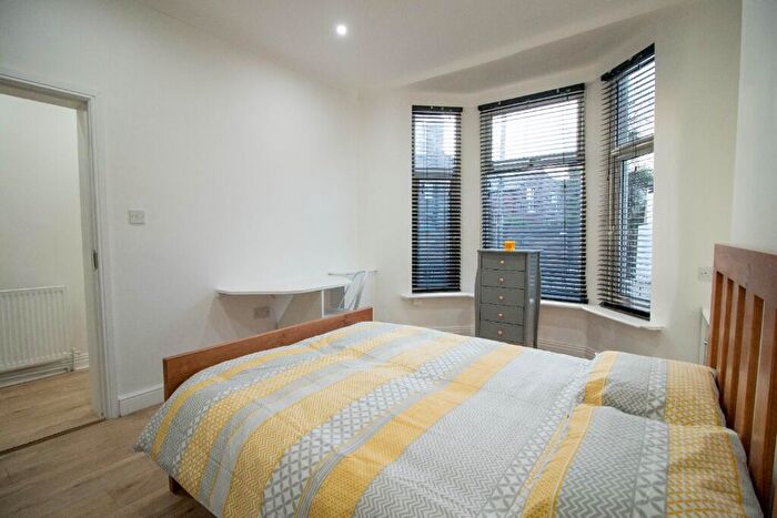 6 Bedroom Terraced House To Rent In Woodcroft Road, Liverpool, Merseyside, L15