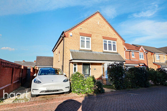 4 Bedroom Detached House For Sale In Holly Field Crescent, Doncaster, DN3