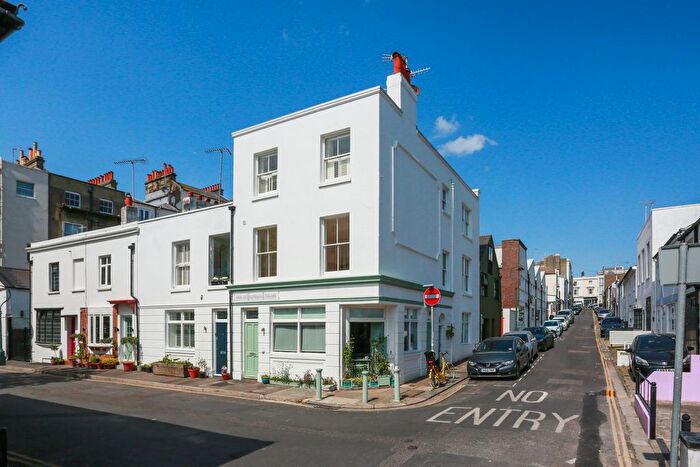 2 Bedroom Flat To Rent In Brunswick Street West, Hove, BN3