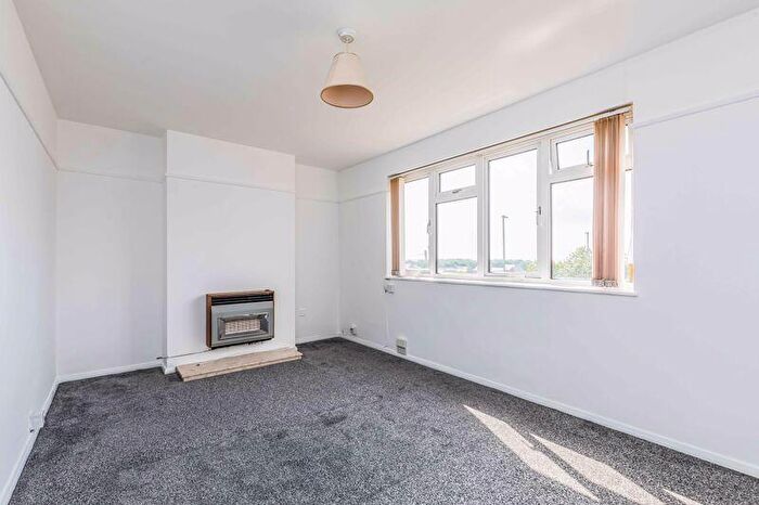 2 Bedroom Apartment To Rent In Havant Road, Farlington, PO6