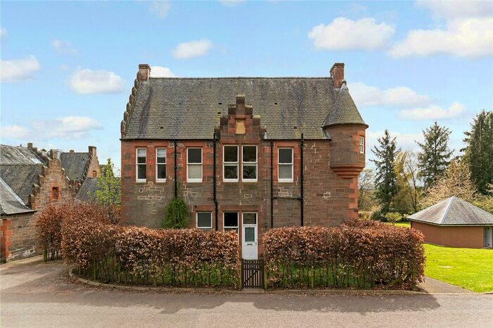 4 Bedroom End Of Terrace House For Sale In South Drive, Liff, Dundee, Angus, DD2