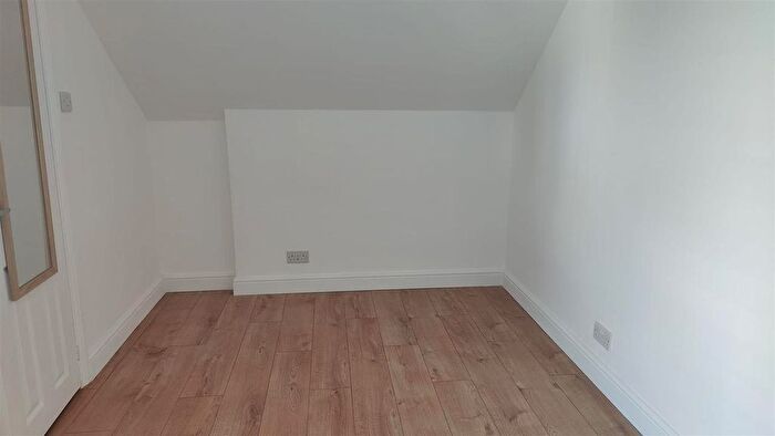 Studio To Rent In Broughton Road, West Ealing, W13