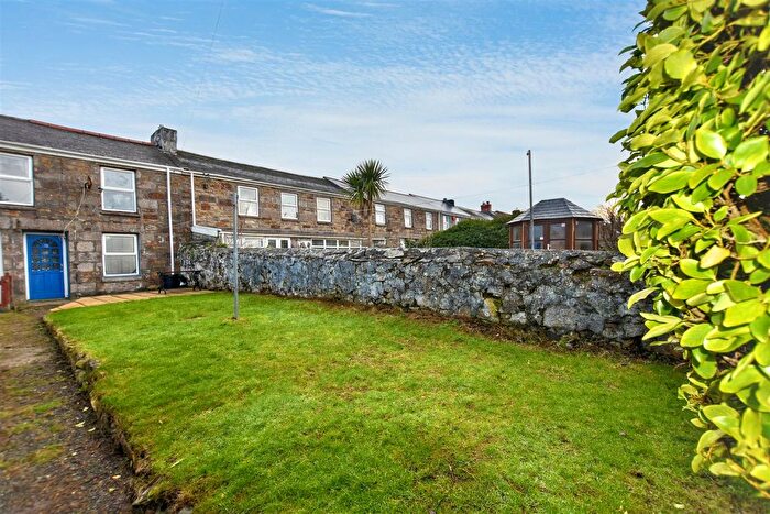 2 Bedroom Terraced House For Sale In Higher Pumpfield Row, Pool, Redruth, TR15