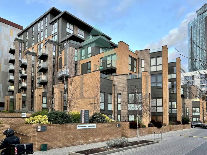 2 Bedroom Flat To Rent In Baltic Avenue, Brentford, Middx TW8