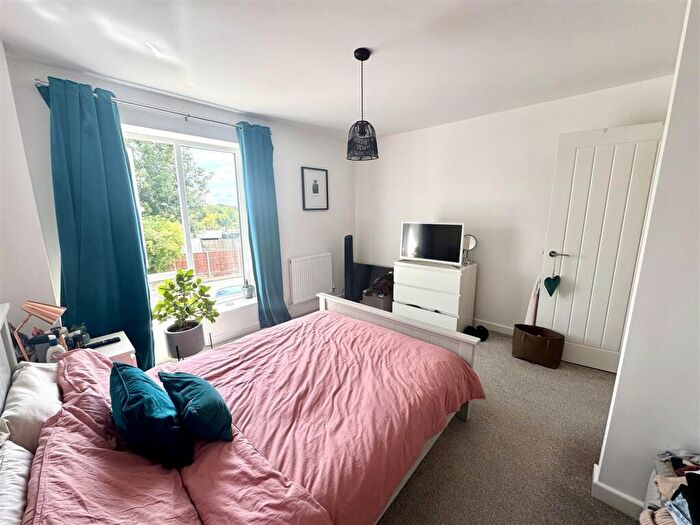 2 Bedroom Apartment For Sale In The Beeches, Ormerod Road, Chepstow, NP16