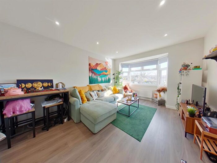 2 Bedroom Flat To Rent In Stubbington Green, Fareham, PO14