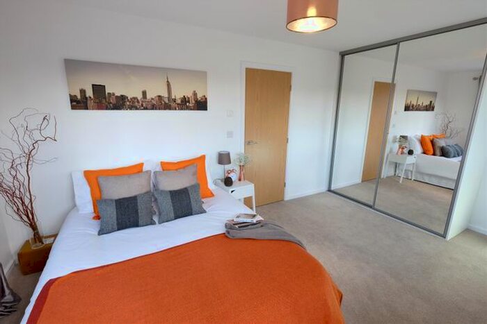 3 Bedroom Semi-Detached House To Rent In Highfield Green, Liverpool, L33