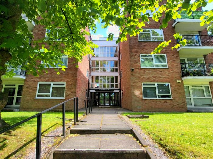 2 Bedroom Flat To Rent In Lynwood Court, Middleton Road, Manchester, M8