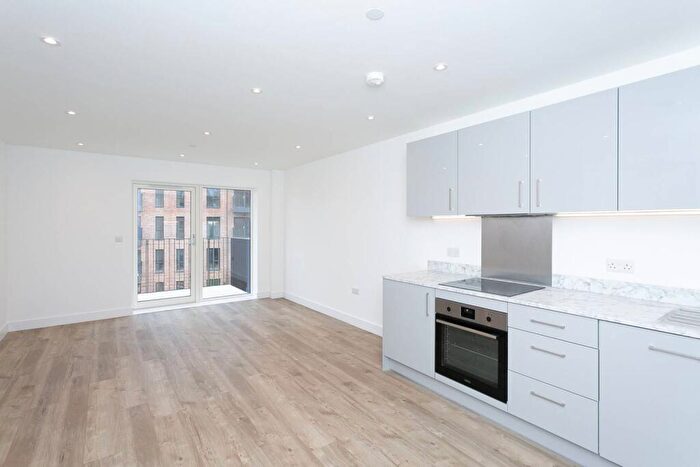 2 Bedroom Flat To Rent In Caesar House, , Hemel Hempstead, HP1