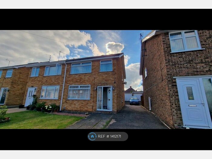 3 Bedroom Semi-Detached House To Rent In Churchill Way, Burton Latimer, Kettering, NN15