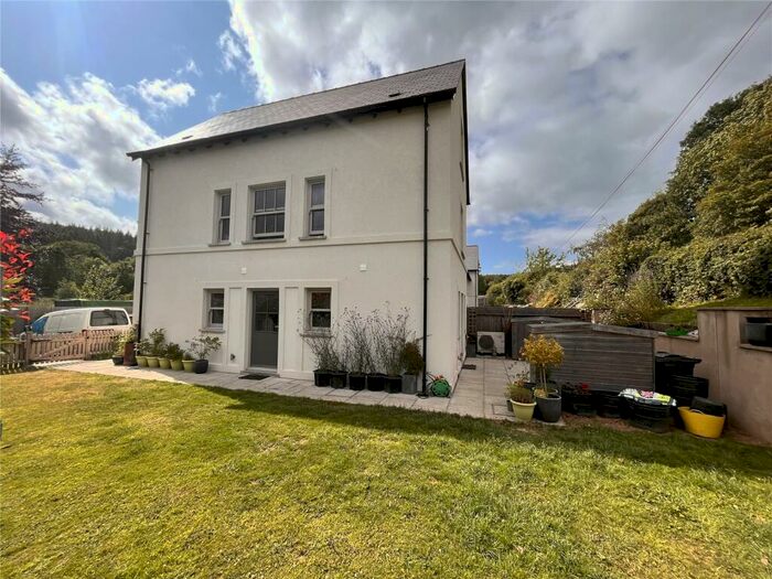 Semi-Detached House For Sale In Edwards Court, Clyro, Hereford, Powys, HR3