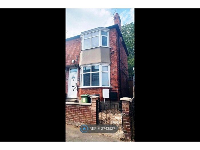 2 Bedroom End Terrace House To Rent In Leys Road, Wellingborough, NN8