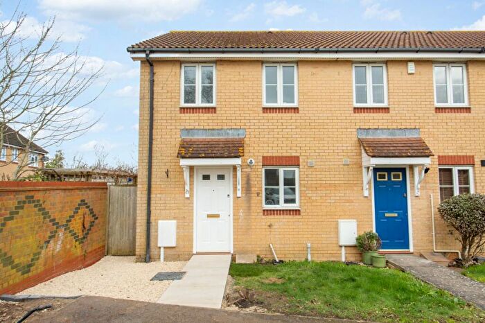 2 Bedroom End Of Terrace House For Sale In Willow Farm Way, Herne Bay, CT6