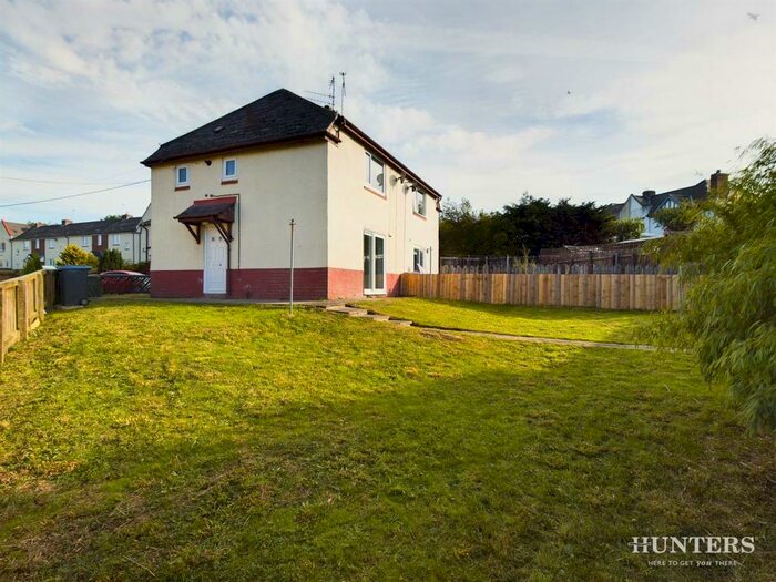 2 Bedroom Semi-Detached House To Rent In Hydenside, Consett, Durham, DH8