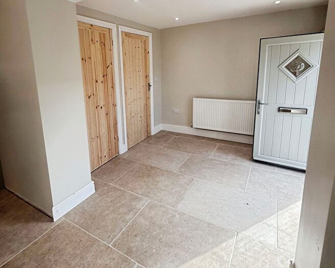 4 Bedroom Terraced House To Rent In High Street, Newton On Trent, Lincoln, LN1