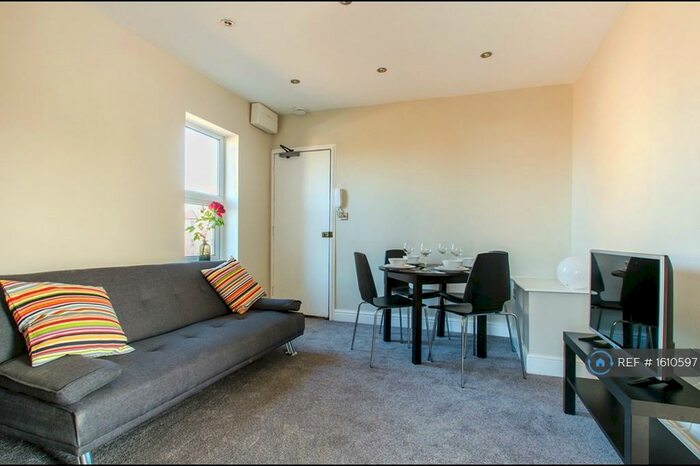 1 Bedroom Flat To Rent In Upper Stone Street, Maidstone, ME15