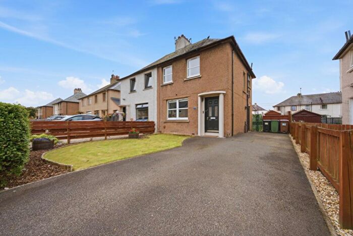 2 Bedroom Semi-Detached House For Sale In Lomond Drive, Bannockburn, Stirling, FK7