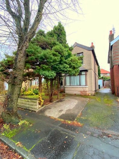 3 Bedroom Semi-Detached House To Rent In Rutland Avenue, Lancaster LA1