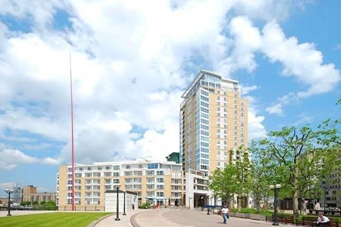 1 Bedroom Flat To Rent In Berkeley Tower, Westferry Circus, Canary Wharf, London, E14