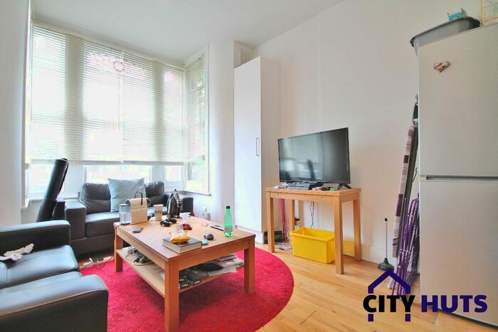 2 Bedroom Flat To Rent In Carysfort Road, London, N16
