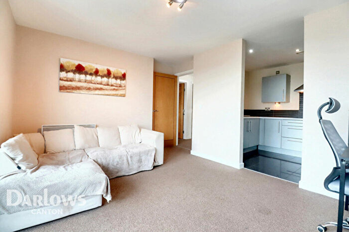 1 Bedroom Apartment For Sale In Watkiss Way, Cardiff, CF11