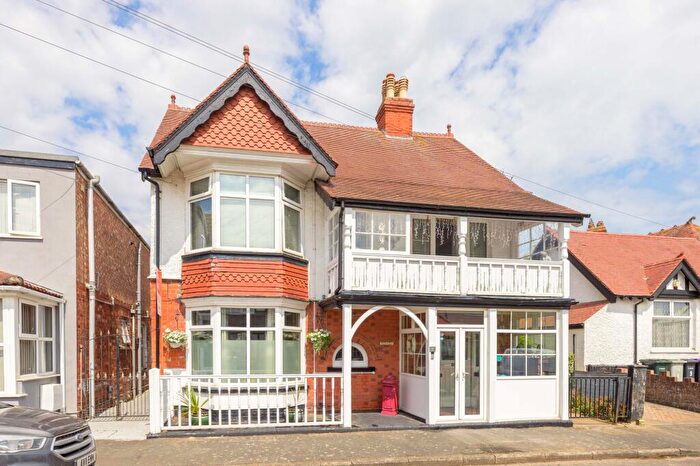 4 Bedroom Detached House For Sale In Lifeboat Avenue, Skegness, PE25