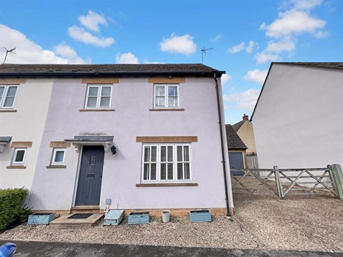 3 Bedroom Semi Detached House To Rent In Castle Nurseries, Chipping Campden, GL55