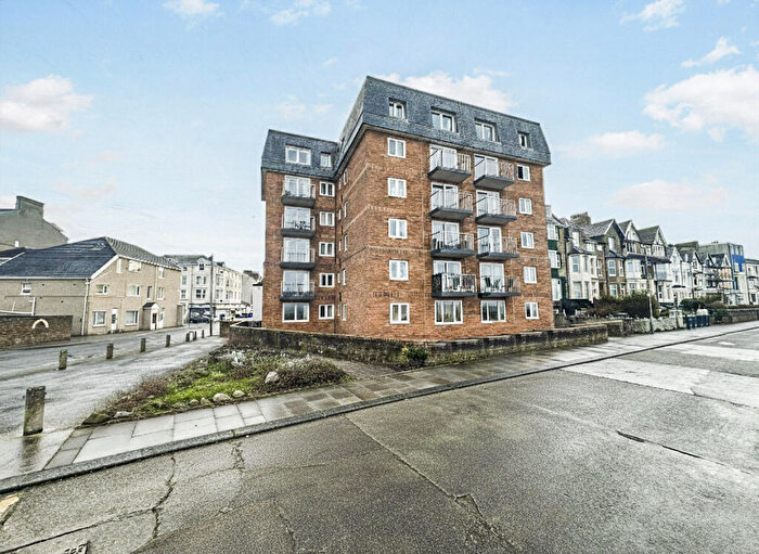 2 Bedroom Apartment For Sale In Mearsbeck Apartments, Sandylands, Morecambe, LA3