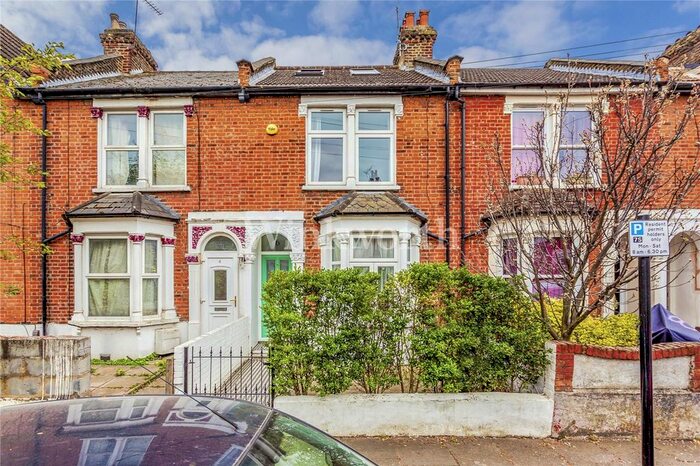 4 Bedroom Terraced House To Rent In Roslyn Road, London, N15
